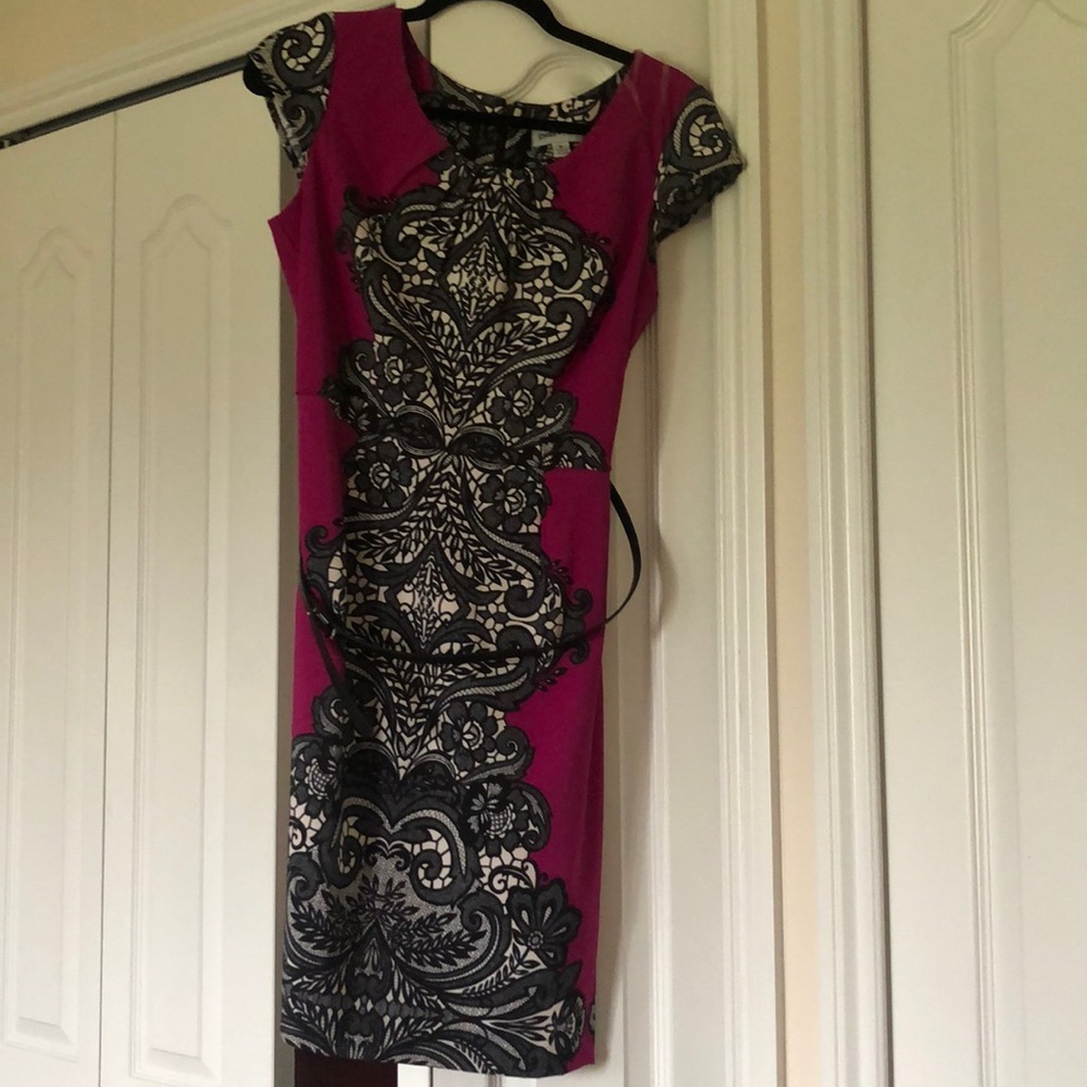 SZ. 6 purple dress w/black and white design. NWT